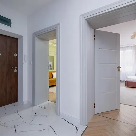 Starowislna Elegant With Air Conditioning Kazimierz Cracow By Renters Prestige شقة كراكوفيا
