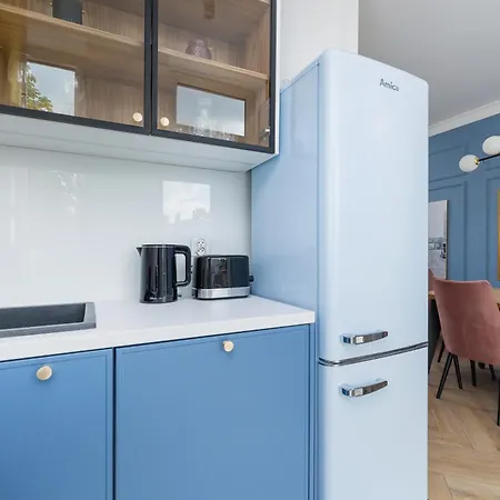 Starowislna Elegant With Air Conditioning Kazimierz Cracow By Renters Prestige